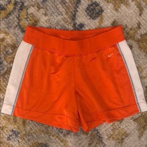 NIKE - Athletic Shorts, Size L